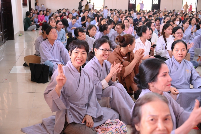 CHƯƠNG TRÌNH “ĐỐ VUI PHẬT PHÁP” MÙA PHẬT ĐẢN VESAK 2026 | CHÙA HOẰNG PHÁP.