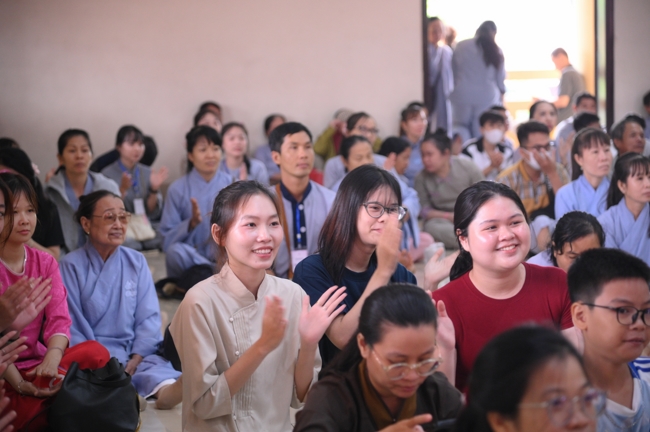 CHƯƠNG TRÌNH “ĐỐ VUI PHẬT PHÁP” MÙA PHẬT ĐẢN VESAK 2026 | CHÙA HOẰNG PHÁP.