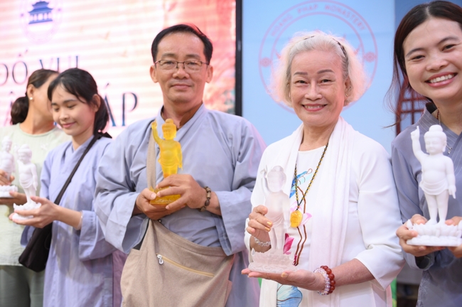 CHƯƠNG TRÌNH “ĐỐ VUI PHẬT PHÁP” MÙA PHẬT ĐẢN VESAK 2026 | CHÙA HOẰNG PHÁP.