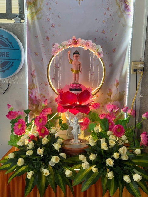 Visiting and awarding prizes for the setting up a Lumbini Garden | Hoằng Pháp pagoda