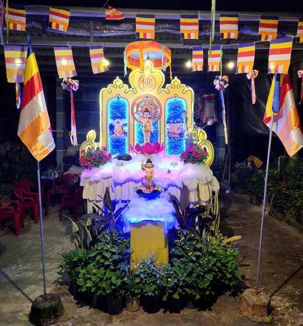 Visiting and awarding prizes for the setting up a Lumbini Garden | Hoằng Pháp pagoda