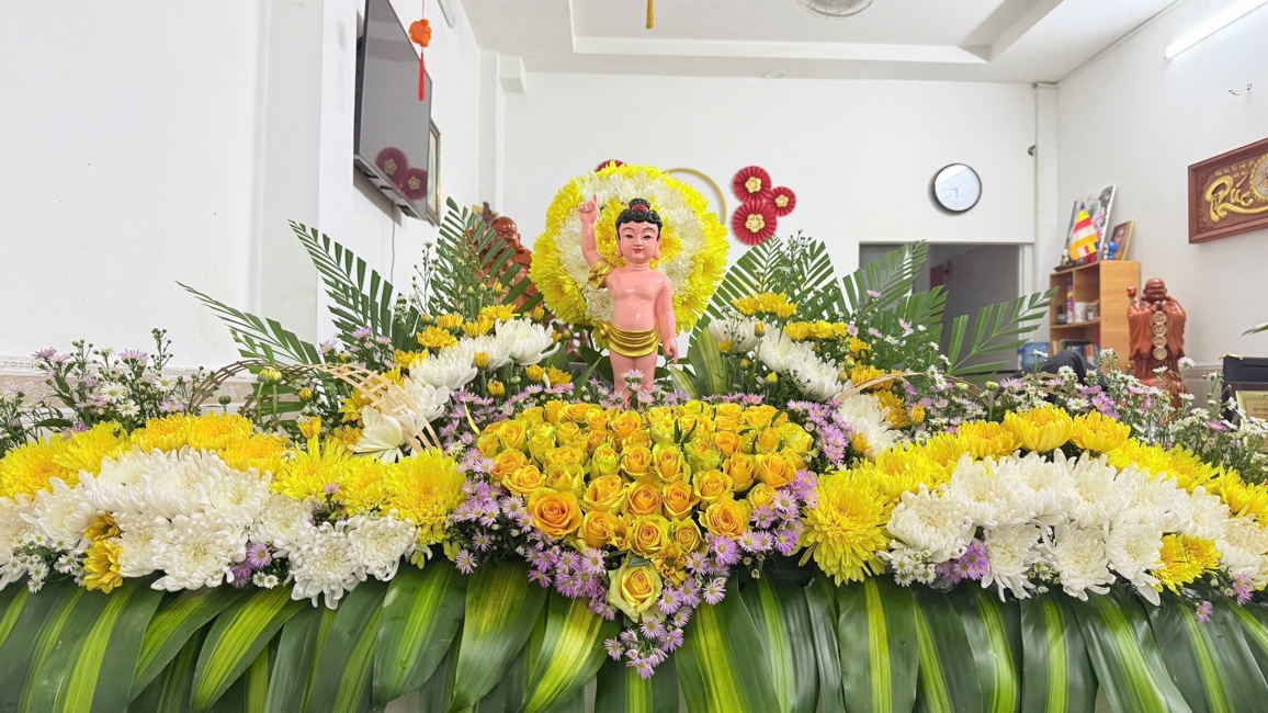 Visiting and awarding prizes for the setting up a Lumbini Garden | Hoằng Pháp pagoda