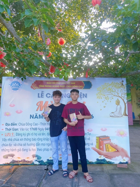 Chùa Đống Cao (Thanh Hóa): Gần 1000 sĩ tử về chùa tham dự lễ cầu nguyện mùa thi năm học 2025-2026.