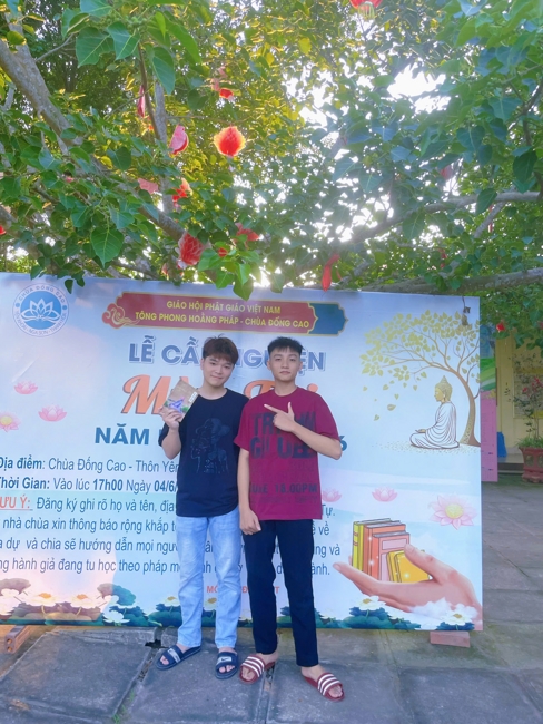 Chùa Đống Cao (Thanh Hóa): Gần 1000 sĩ tử về chùa tham dự lễ cầu nguyện mùa thi năm học 2025-2026.