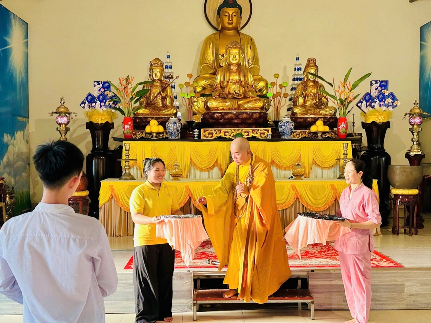 Chùa Đống Cao (Thanh Hóa): Gần 1000 sĩ tử về chùa tham dự lễ cầu nguyện mùa thi năm học 2025-2026.