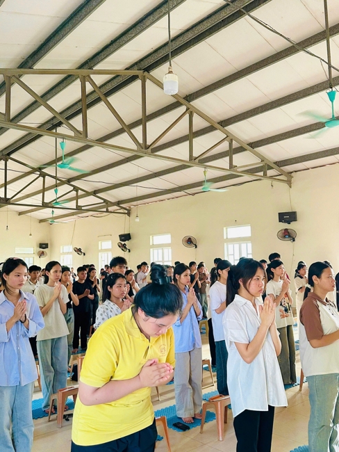 Chùa Đống Cao (Thanh Hóa): Gần 1000 sĩ tử về chùa tham dự lễ cầu nguyện mùa thi năm học 2025-2026.
