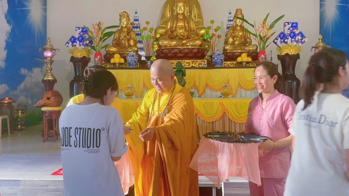 Chùa Đống Cao (Thanh Hóa): Gần 1000 sĩ tử về chùa tham dự lễ cầu nguyện mùa thi năm học 2025-2026.