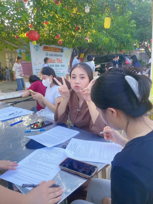 Chùa Đống Cao (Thanh Hóa): Gần 1000 sĩ tử về chùa tham dự lễ cầu nguyện mùa thi năm học 2025-2026.