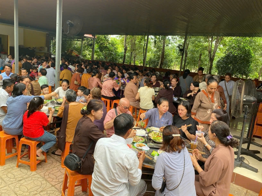 Chùa Suối Pháp (Tây Ninh) long trọng tổ chức đại lễ Phật đản PL.2570-DL.2026 và ghi nhận sự tham dự của hơn 500 quý thiện nam tín nữ, Phật tử gần xa.