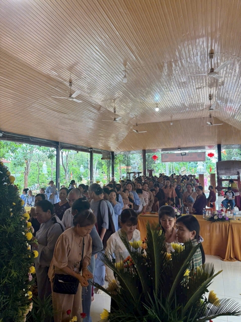Chùa Suối Pháp (Tây Ninh) long trọng tổ chức đại lễ Phật đản PL.2570-DL.2026 và ghi nhận sự tham dự của hơn 500 quý thiện nam tín nữ, Phật tử gần xa.