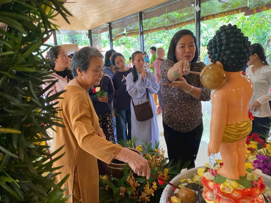 Chùa Suối Pháp (Tây Ninh) long trọng tổ chức đại lễ Phật đản PL.2570-DL.2026 và ghi nhận sự tham dự của hơn 500 quý thiện nam tín nữ, Phật tử gần xa.