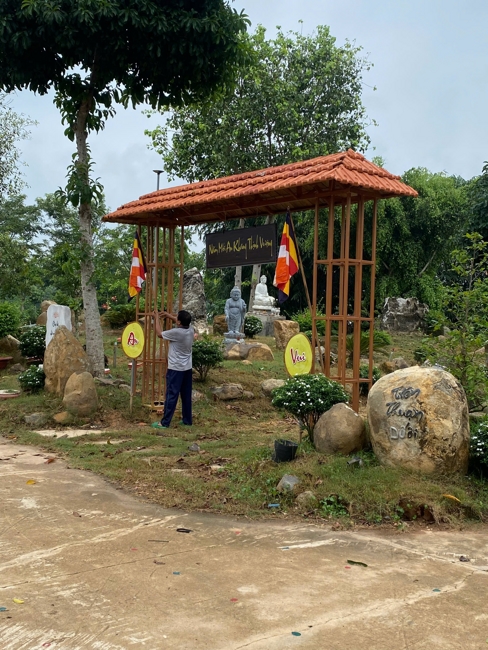 Chùa Suối Pháp (Tây Ninh) long trọng tổ chức đại lễ Phật đản PL.2570-DL.2026 và ghi nhận sự tham dự của hơn 500 quý thiện nam tín nữ, Phật tử gần xa.