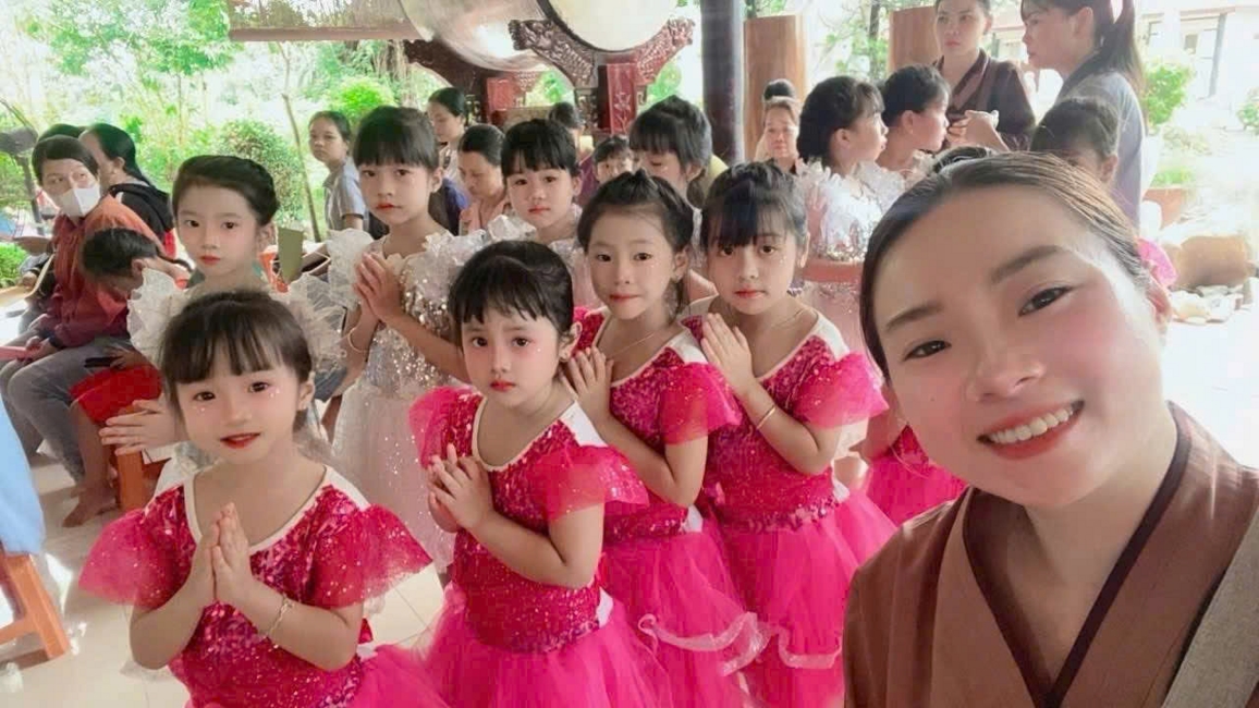 Chùa Suối Pháp (Tây Ninh) long trọng tổ chức đại lễ Phật đản PL.2570-DL.2026 và ghi nhận sự tham dự của hơn 500 quý thiện nam tín nữ, Phật tử gần xa.