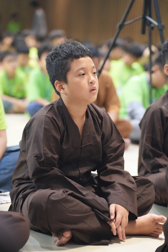 LỄ XUẤT GIA GIEO DUYÊN TRONG KHUÔN KHỔ KHÓA TU MÙA HÈ THIẾU NHI - CHỦ ĐỀ “BÔNG SEN NHỎ”.
