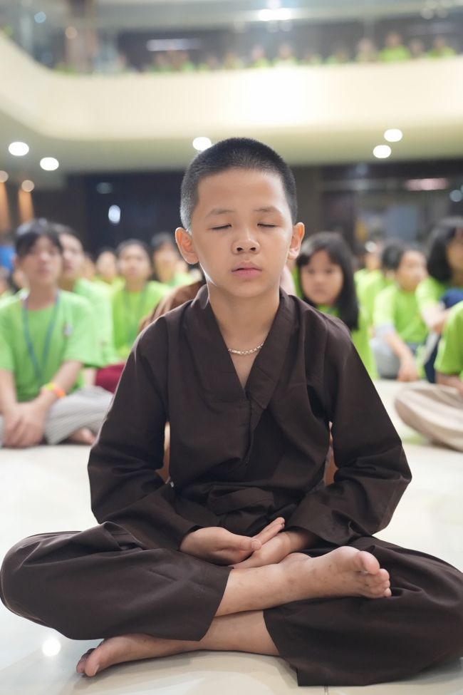 LỄ XUẤT GIA GIEO DUYÊN TRONG KHUÔN KHỔ KHÓA TU MÙA HÈ THIẾU NHI - CHỦ ĐỀ “BÔNG SEN NHỎ”.
