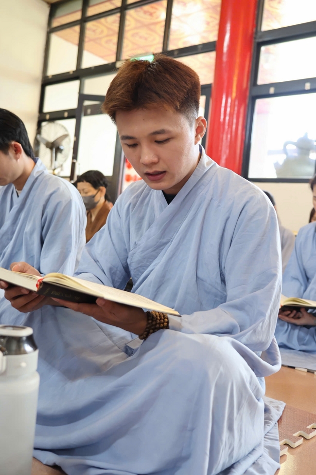 Chùa Linh Ẩn (Đài Loan): Trang nghiêm tổ chức Đại lễ Phật đản Phật lịch 2570.