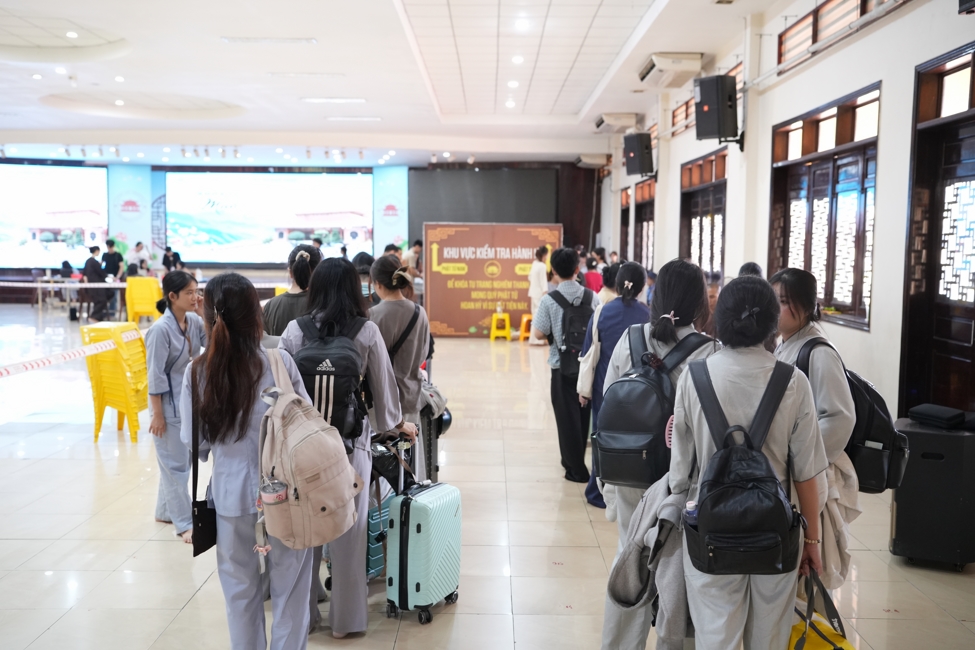 NHẬP KHÓA KHÓA TU MÙA HÈ CHỦ ĐỀ “DỐC ĐỜI” NĂM 2026 | CHÙA HOẰNG PHÁP.