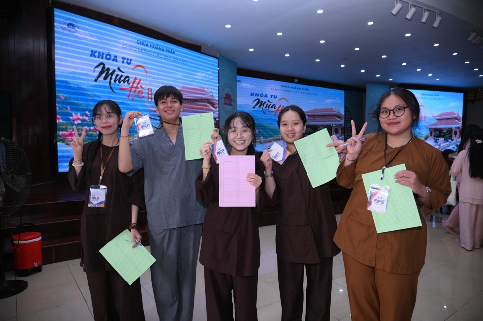 NHẬP KHÓA KHÓA TU MÙA HÈ CHỦ ĐỀ “DỐC ĐỜI” NĂM 2026 | CHÙA HOẰNG PHÁP.