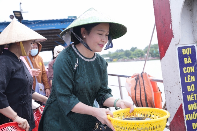 Phóng sinh tại bến phà Bình Mỹ - Ngày 05/07/2026.