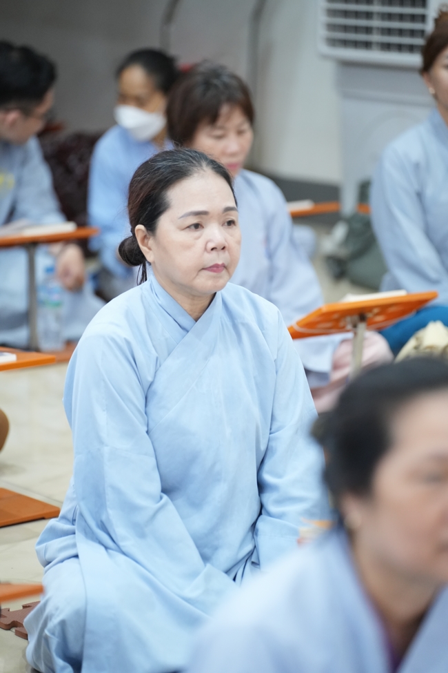 LỄ SÁM HỐI - CHÙA HOẰNG PHÁP.