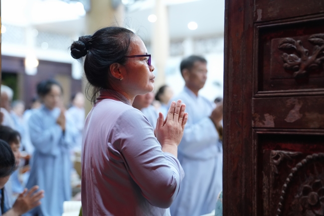 LỄ SÁM HỐI - CHÙA HOẰNG PHÁP.