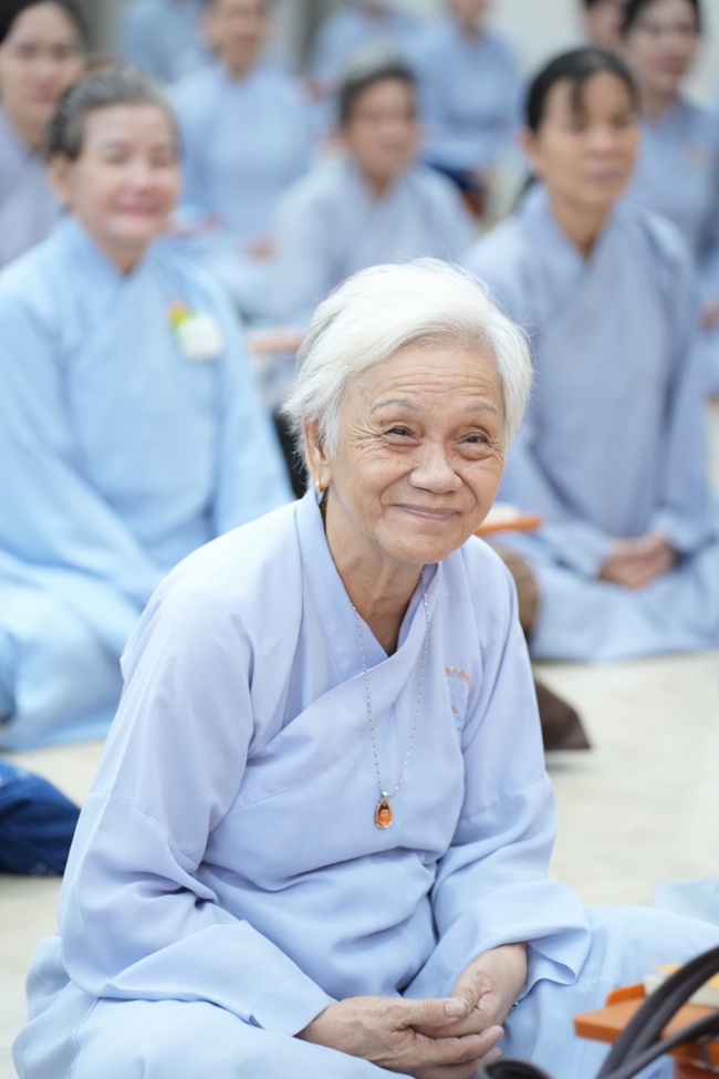 LỄ SÁM HỐI - CHÙA HOẰNG PHÁP.