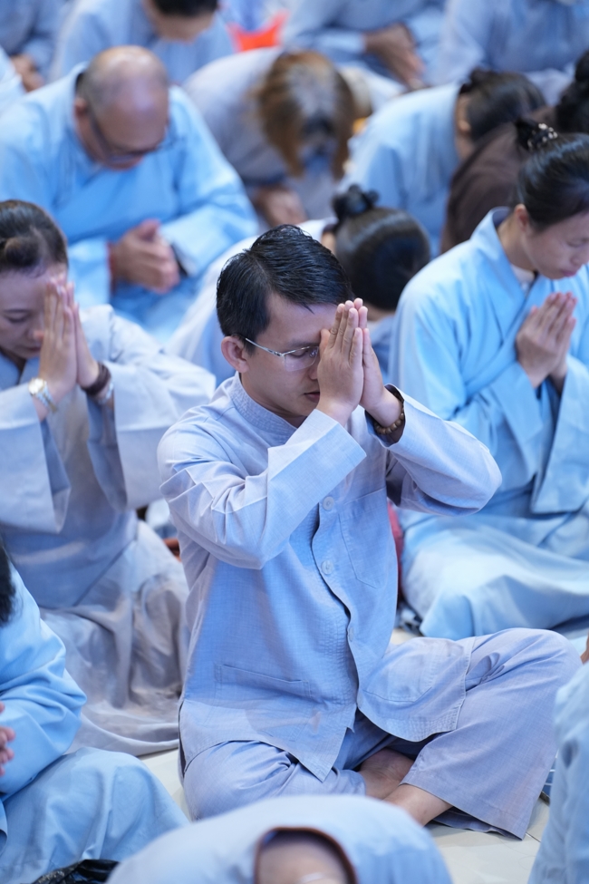 LỄ SÁM HỐI - CHÙA HOẰNG PHÁP.