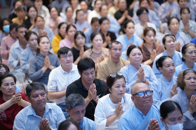 LỄ SÁM HỐI - CHÙA HOẰNG PHÁP.