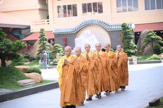 KHÓA TU NIỆM PHẬT MỘT NGÀY | CHÙA HOẰNG PHÁP.