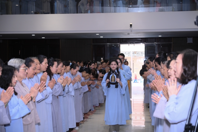 KHÓA TU NIỆM PHẬT MỘT NGÀY | CHÙA HOẰNG PHÁP.