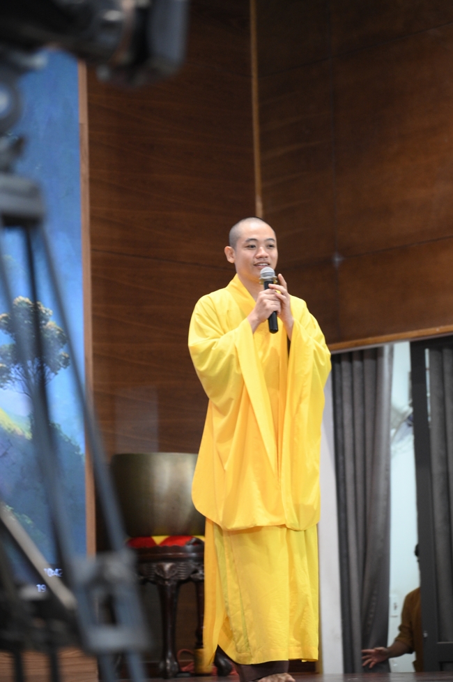 KHÓA TU NIỆM PHẬT MỘT NGÀY | CHÙA HOẰNG PHÁP.