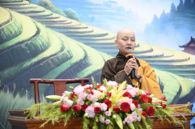 KHÓA TU NIỆM PHẬT MỘT NGÀY | CHÙA HOẰNG PHÁP.