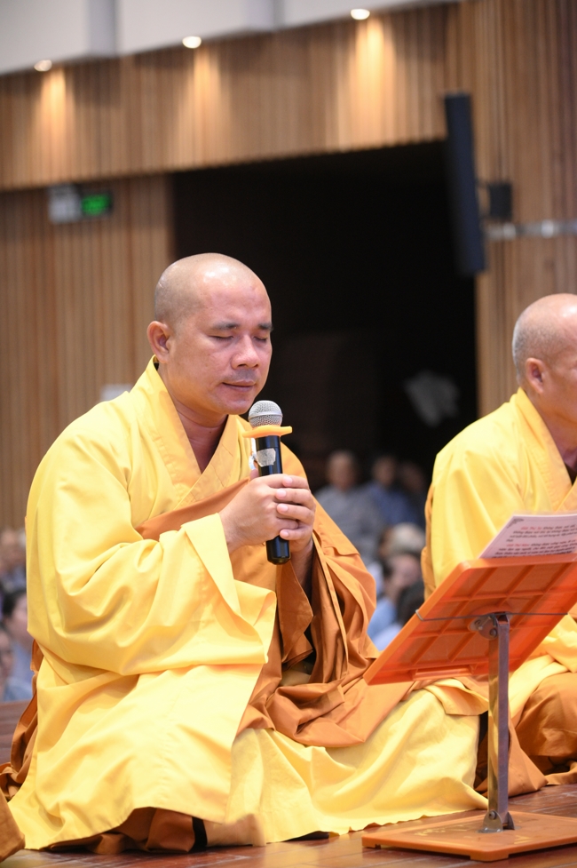 KHÓA TU NIỆM PHẬT MỘT NGÀY | CHÙA HOẰNG PHÁP.