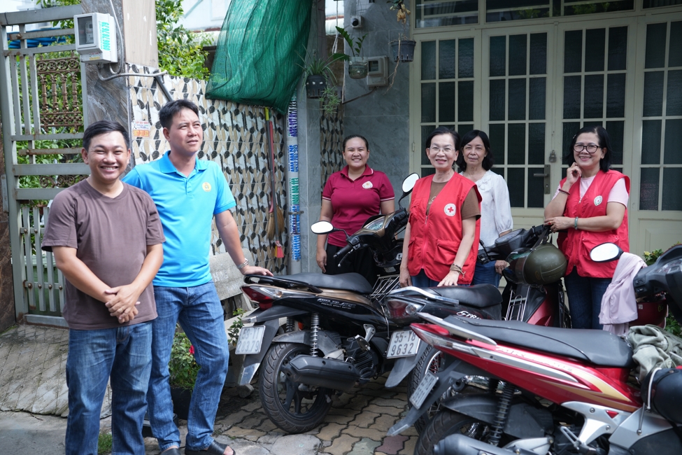 Chương trình từ thiện “Phương tiện nghĩa tình”.