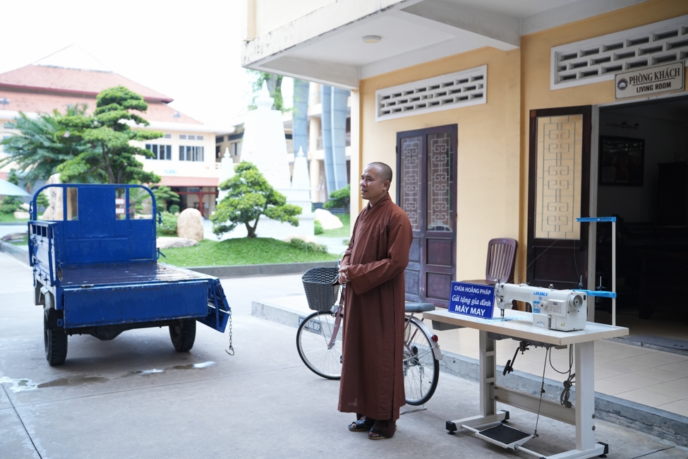 Chương trình từ thiện “Phương tiện nghĩa tình”.