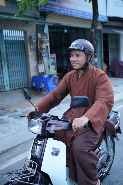 Chương trình từ thiện “Phương tiện nghĩa tình”.