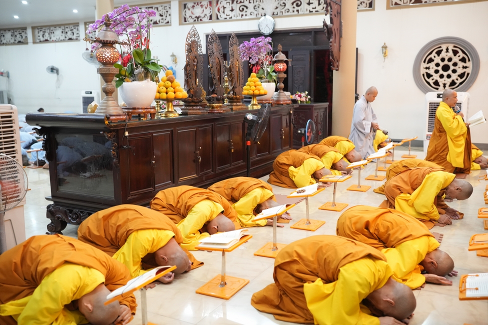 LỄ SÁM HỐI (14/06 BÍNH NGỌ) | CHÙA HOẰNG PHÁP.