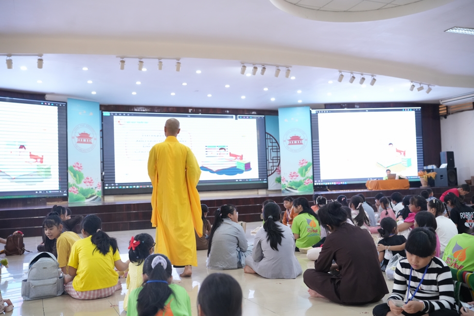 Khoá tu thiếu nhi “Em Về Bên Phật” Lần thứ 75.