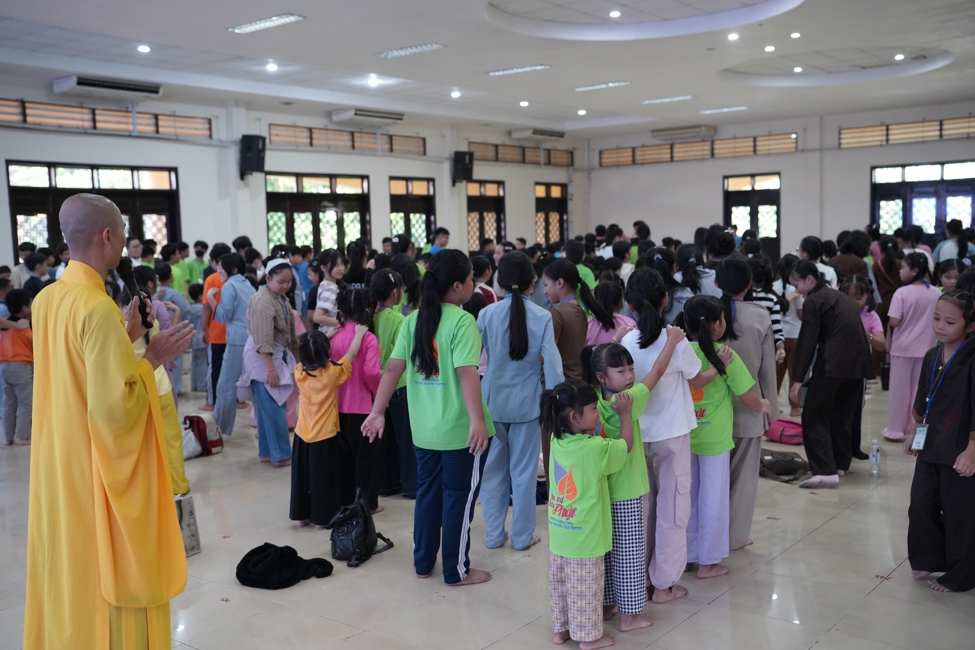 Khoá tu thiếu nhi “Em Về Bên Phật” Lần thứ 75.