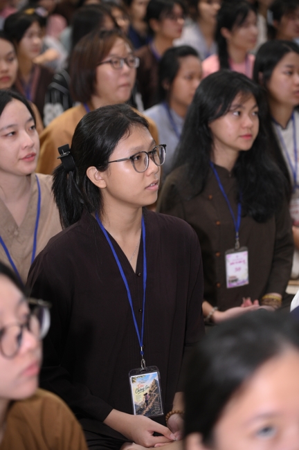 Ceremony of Taking Refuge in the Three Jewels at the 2026 Summer Retreat Life's Slope on the Thursday afternoon.