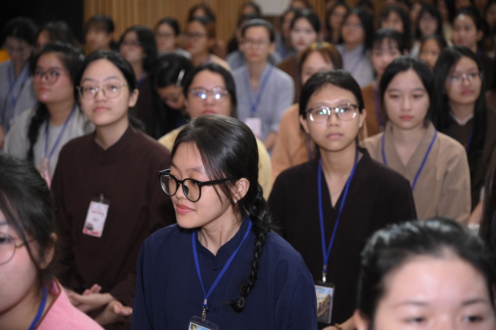 Ceremony of Taking Refuge in the Three Jewels at the 2026 Summer Retreat Life's Slope on the Thursday afternoon.