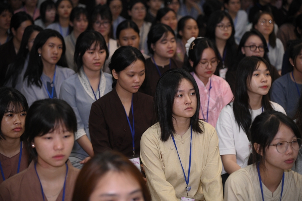 Ceremony of Taking Refuge in the Three Jewels at the 2026 Summer Retreat Life's Slope on the Thursday afternoon.