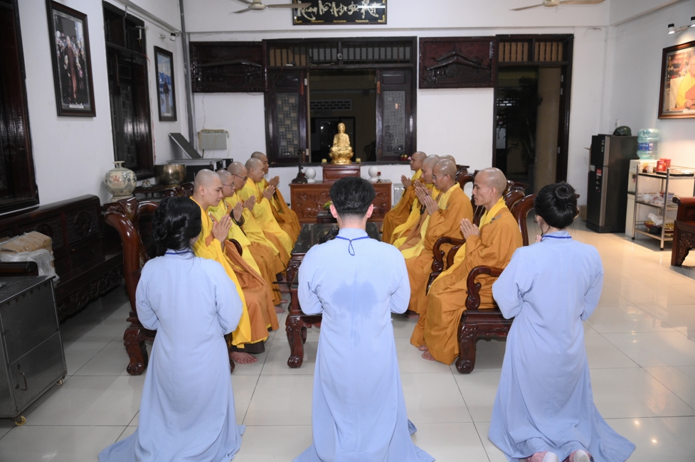 Ceremony of Taking Refuge in the Three Jewels at the 2026 Summer Retreat Life's Slope on the Thursday afternoon.