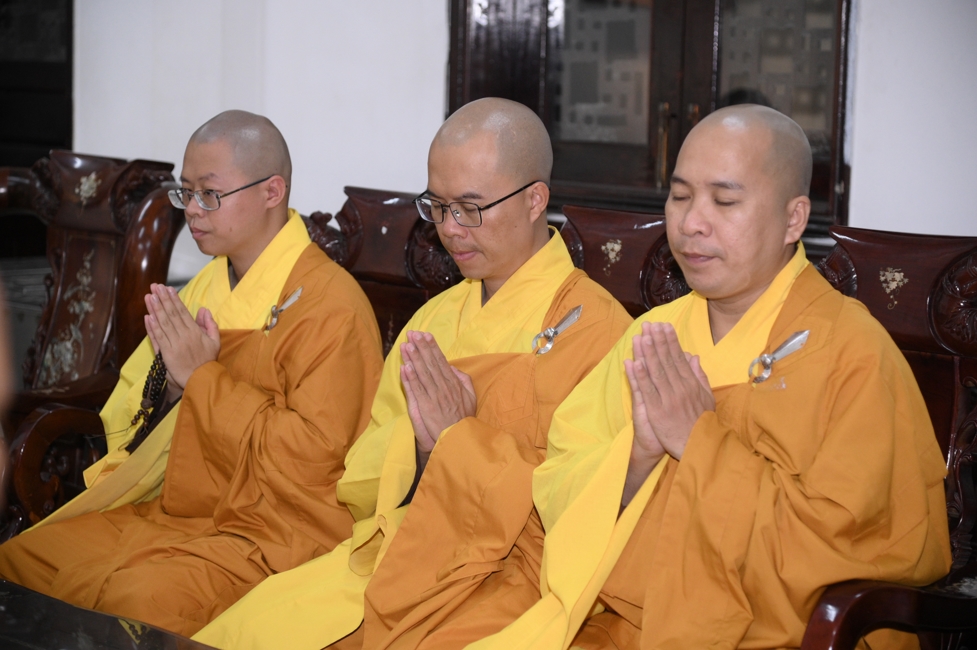 Ceremony of Taking Refuge in the Three Jewels at the 2026 Summer Retreat Life's Slope on the Thursday afternoon.