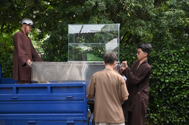 Chương trình từ thiện “Phương tiện nghĩa tình”.