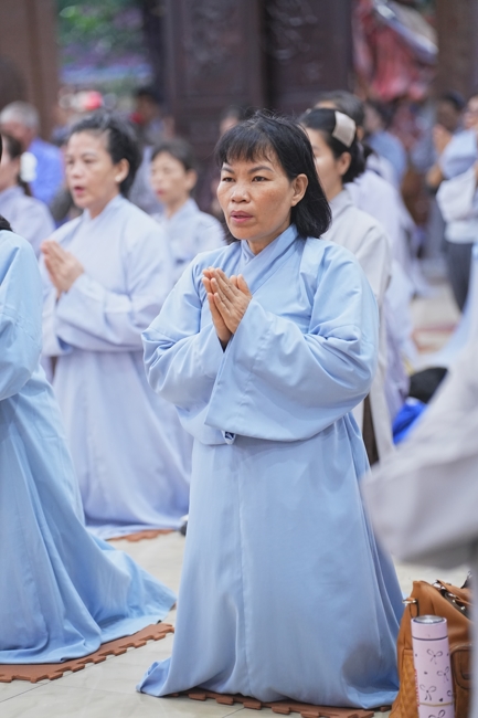 KHÓA LỄ NGŨ BÁCH DANH NHÂN KỶ NIỆM NGÀY THÀNH ĐẠO ĐỨC QUÁN THẾ ÂM BỒ-TÁT.
