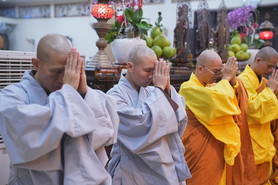 KHÓA LỄ NGŨ BÁCH DANH NHÂN KỶ NIỆM NGÀY THÀNH ĐẠO ĐỨC QUÁN THẾ ÂM BỒ-TÁT.