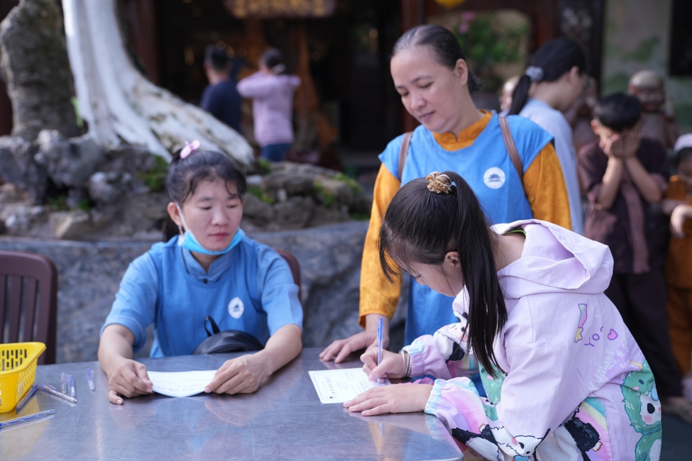 Khoá tu thiếu nhi “Em Về Bên Phật” Lần thứ 76.