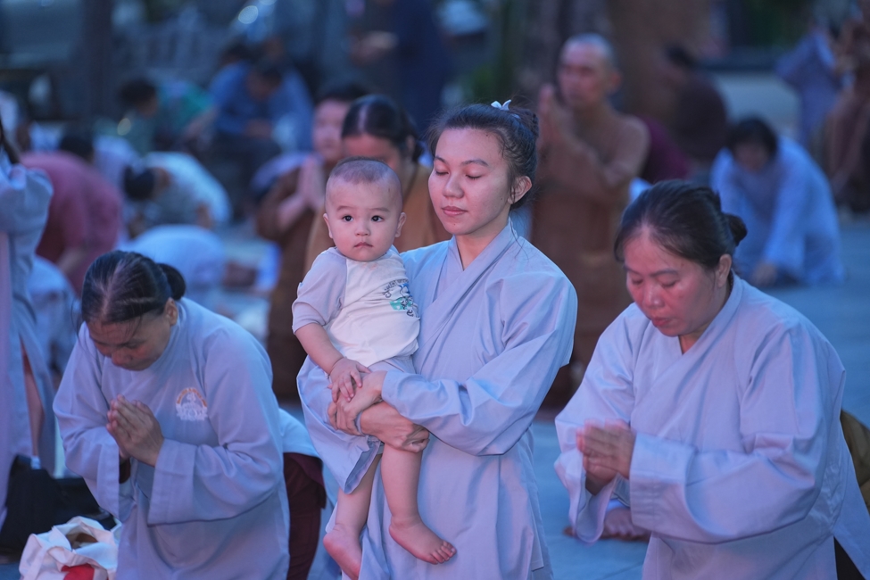 LỄ VÍA ĐỨC BỒ-TÁT QUÁN THẾ ÂM | CHÙA HOẰNG PHÁP.