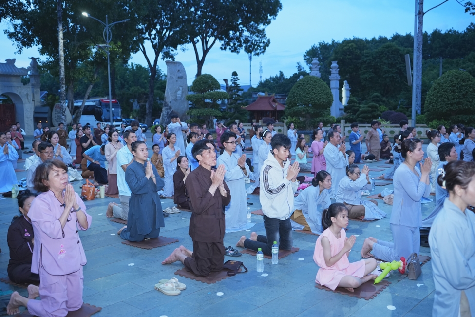 LỄ VÍA ĐỨC BỒ-TÁT QUÁN THẾ ÂM | CHÙA HOẰNG PHÁP.